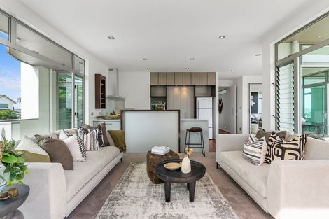 Photo of property in 80 Bleakhouse Road, Howick, Auckland, 2014