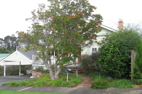 Photo of property in 61 Huka Road, Birkenhead, Auckland, 0626