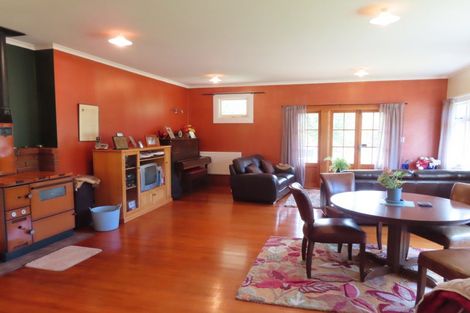 Photo of property in 709 Weber Road, Waitahora, Dannevirke, 4971