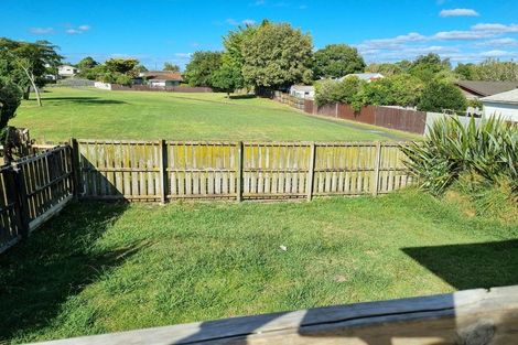 Photo of property in 5/106 Shifnal Drive, Randwick Park, Auckland, 2105