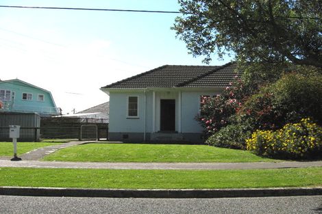 Photo of property in 223 Riverside Drive, Waterloo, Lower Hutt, 5011