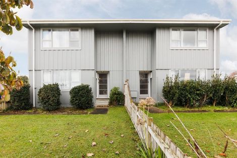 Photo of property in 8-10 Opie Place, Highbury, Palmerston North, 4412