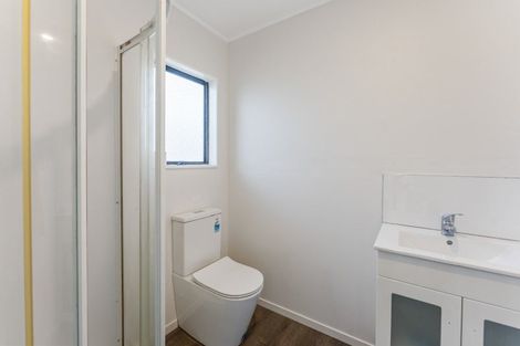 Photo of property in 32 Temuera Street, Otaki, 5512