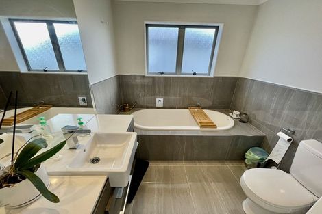 Photo of property in 89 Mackay Drive, Greenhithe, Auckland, 0632