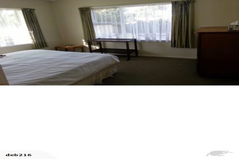 Photo of property in 1/34 Walton Street, Red Beach, 0932