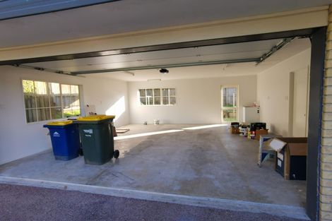 Photo of property in 33 Princeton Parade, Albany, Auckland, 0632