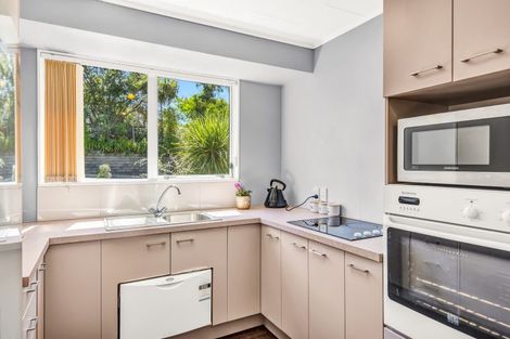 Photo of property in 64 Poplar Avenue, Raumati South, Paraparaumu, 5032