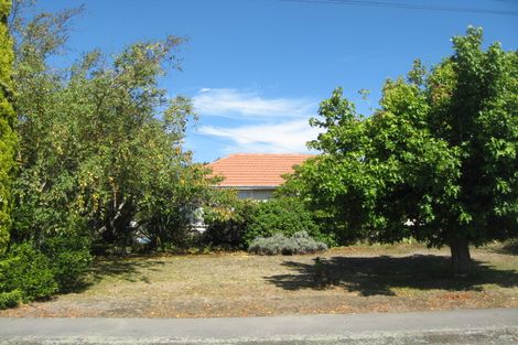 Photo of property in 12 Muirson Avenue, Hoon Hay, Christchurch, 8025