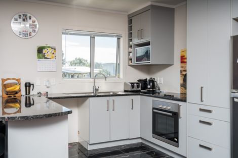 Photo of property in 2 Herons Lane, Mangawhai, 0505