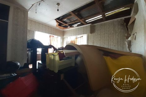 Photo of property in 184 Paparoa Station Road, Paparoa, 0571