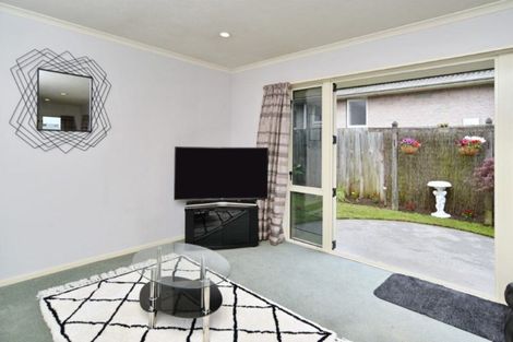 Photo of property in 395 Yaldhurst Road, Russley, Christchurch, 8042