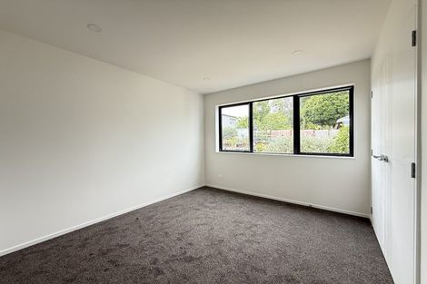 Photo of property in 40 Normanton Street, Glenfield, Auckland, 0629