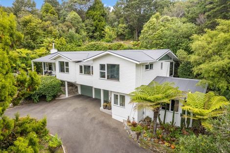 Photo of property in 39 Blue Mountains Road, Silverstream, Upper Hutt, 5019