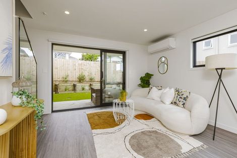 Photo of property in 6/63 Hillcrest Avenue, Hillcrest, Auckland, 0627