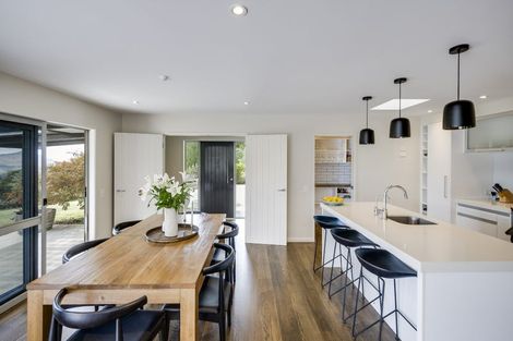 Photo of property in 41 Raratu Road, Kahuranaki, Havelock North, 4295