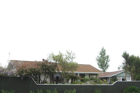 Photo of property in 11 Bridge Street, Waikuku Beach, 7473