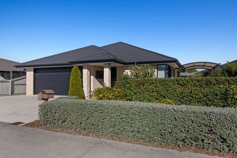 Photo of property in 2 Muriel Way, Papamoa Beach, Papamoa, 3118