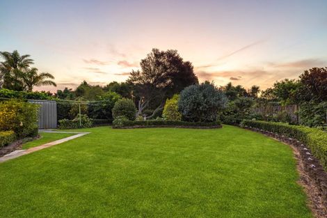 Photo of property in 44 Valley Road, Pukekohe, 2120