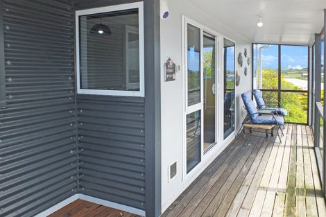 Photo of property in 122 Seabury Avenue, Foxton Beach, Foxton, 4815