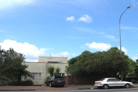 Photo of property in 1010 Great North Road, Point Chevalier, Auckland, 1022