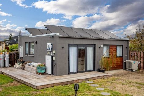 Photo of property in 60 Donegal Street, Cromwell, 9310