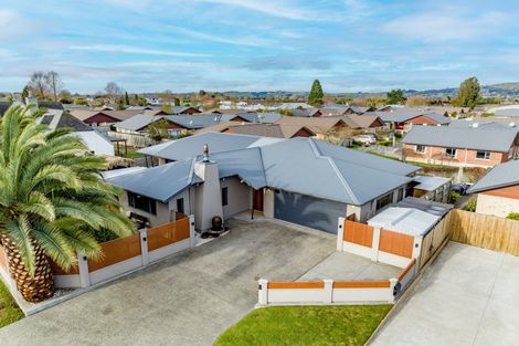 Photo of property in 8 Woodfield Place, Parkvale, Hastings, 4122