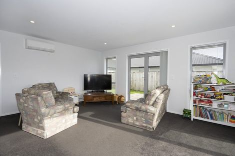 Photo of property in 18 Lamborn Drive, Papakura, 2110