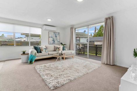 Photo of property in 1/164 Universal Drive, Henderson, Auckland, 0610