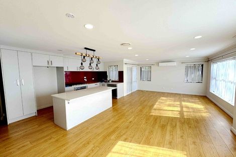 Photo of property in 1 Hard Beech Street, Takanini, 2110