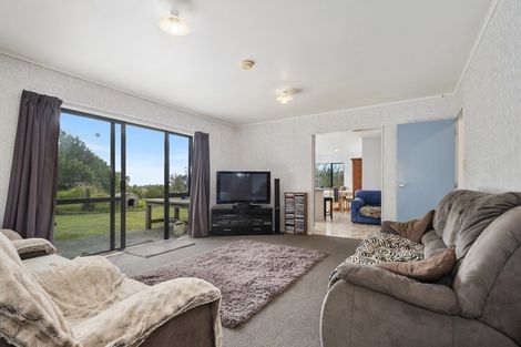 Photo of property in 8 Wade Place, Welcome Bay, Tauranga, 3175