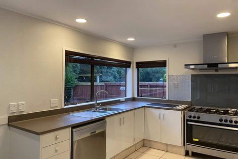 Photo of property in 25 Bluewater Place, Wattle Downs, Auckland, 2103