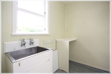 Photo of property in 11 Royal Place, Levin, 5510