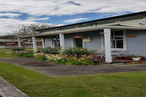 Photo of property in 11 Allardice Street, Dannevirke, 4930