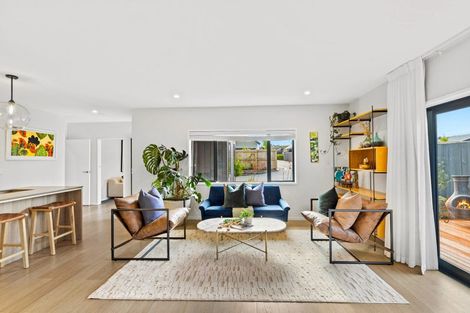 Photo of property in 75 Glenvar Ridge Road, Long Bay, Auckland, 0630