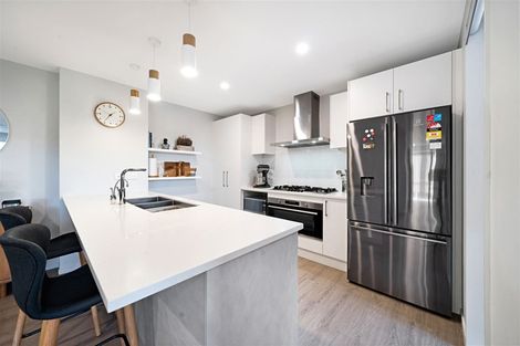 Photo of property in 51a Routley Drive, Glen Eden, Auckland, 0602