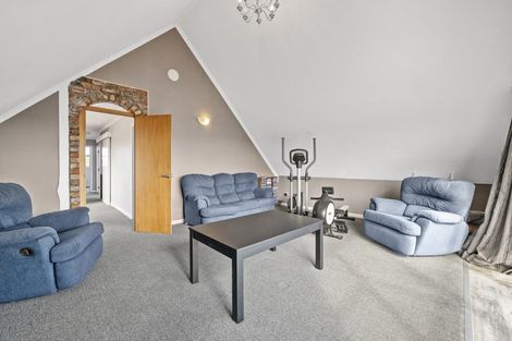 Photo of property in 16 Douglas Street, Hawera, 4610