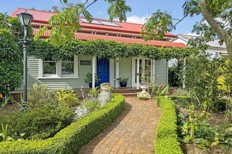 Photo of property in 16 Hastings Street West, Sydenham, Christchurch, 8023