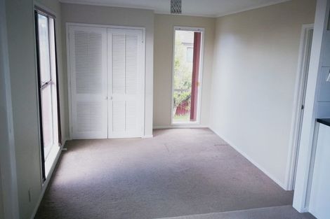 Photo of property in 5 Sari Place, Massey, Auckland, 0614