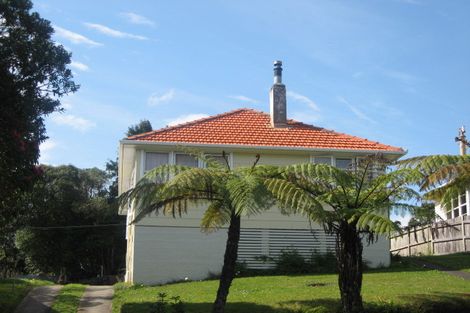 Photo of property in 97 Glenpark Avenue, Frankleigh Park, New Plymouth, 4310
