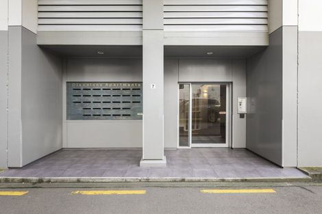 Photo of property in Dixonlane Apartments, 11/7 Feltex Lane, Te Aro, Wellington, 6011