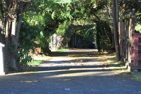 Photo of property in 241 Hepburn Road, Glendene, Auckland, 0602