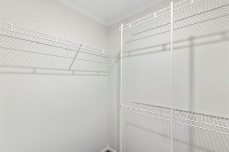 Photo of property in 21 Ponga Place, Papamoa Beach, Papamoa, 3118