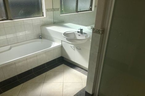 Photo of property in 31 Heyington Way, East Tamaki Heights, Auckland, 2016