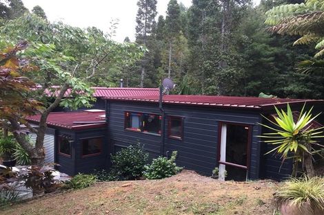 Photo of property in 18 Ridgewood Crescent, Birkenhead, Auckland, 0626