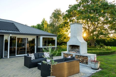 Photo of property in 40 Woodside Road, Matangi, Hamilton, 3284