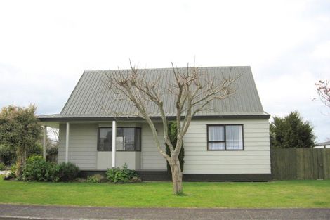 Photo of property in 10 Endeavour Close, Whitianga, 3510
