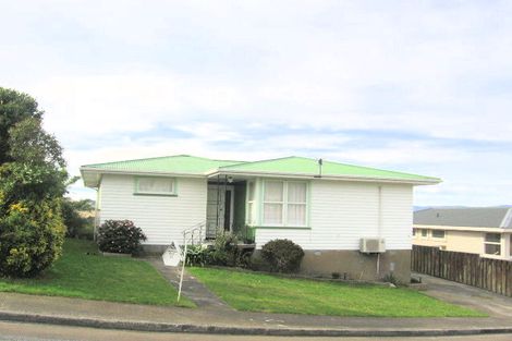 Photo of property in 11 Lenox Grove, Johnsonville, Wellington, 6037