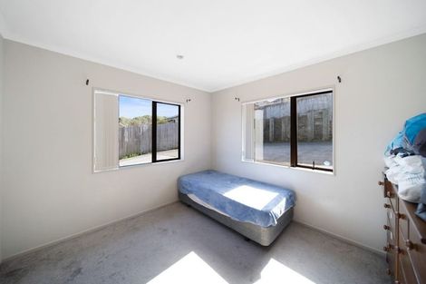 Photo of property in 20 Fairchild Avenue, Goodwood Heights, Auckland, 2105