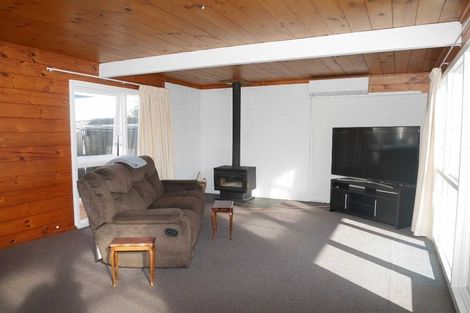 Photo of property in 18 Eskdale Road, Papakowhai, Porirua, 5024