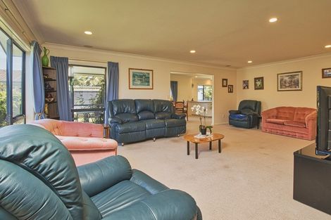 Photo of property in 71 Avenue Road, Greenmeadows, Napier, 4112